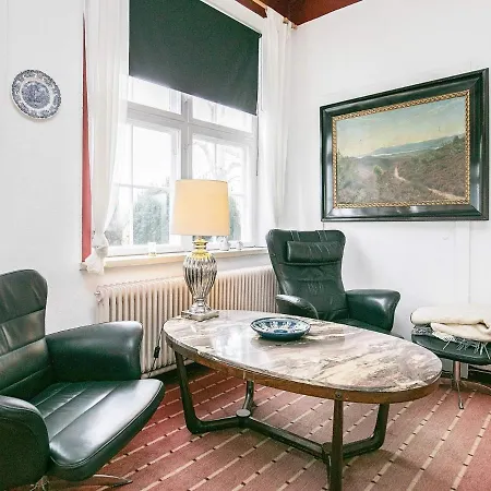 Iii Appartement *