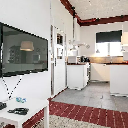 Iii Appartement *